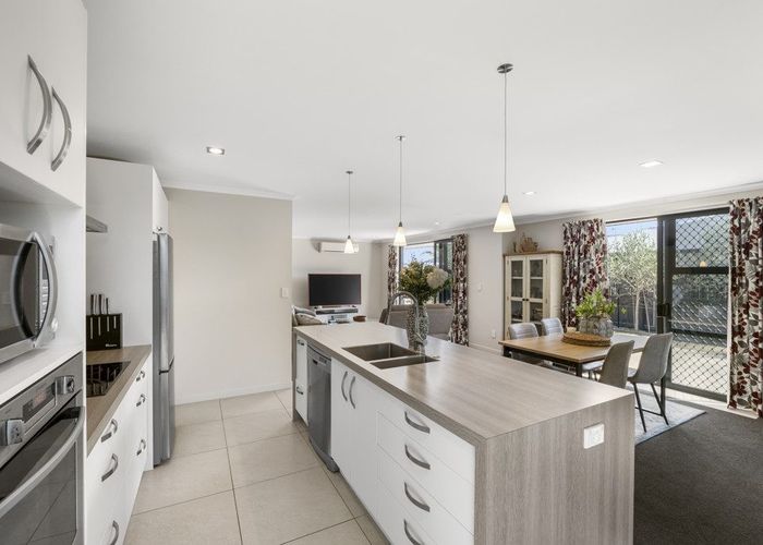  at 10 Butterworth Crescent, Papamoa Beach, Papamoa