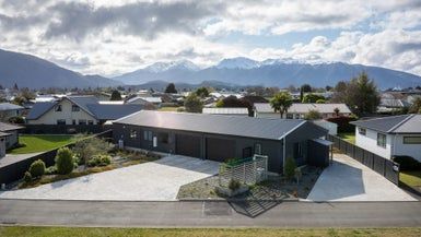  at 27 Tawera Place, Te Anau, Te Anau