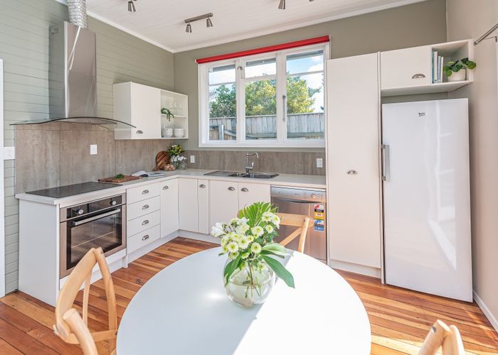  at 15 Mosston Road, Castlecliff, Whanganui