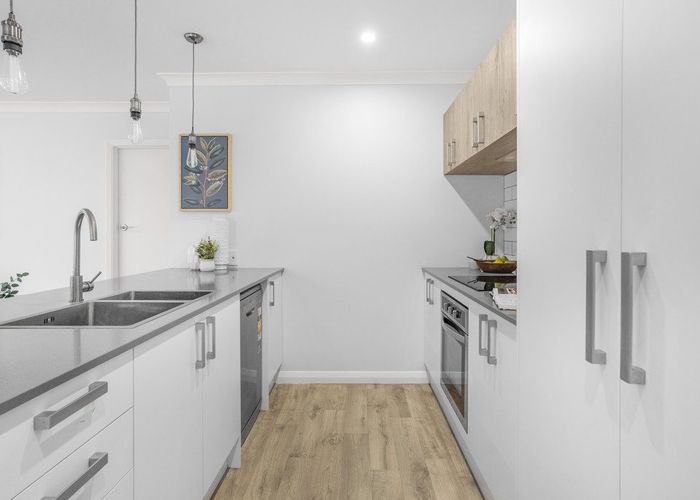  at 166 Wellington Road, Wainuiomata, Lower Hutt