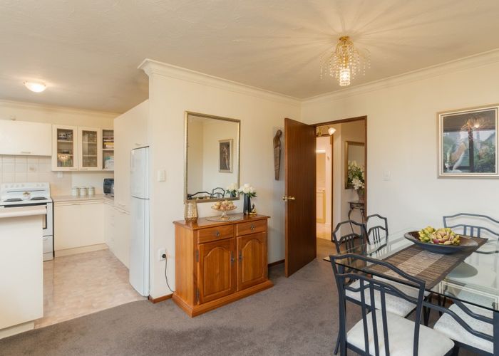  at 7 Regency Crescent, Redwood, Christchurch