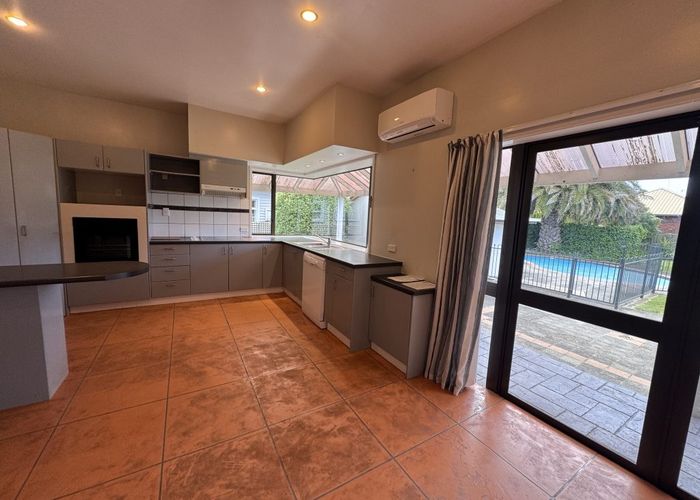  at 30 Hamilton Avenue, Ilam, Christchurch City, Canterbury