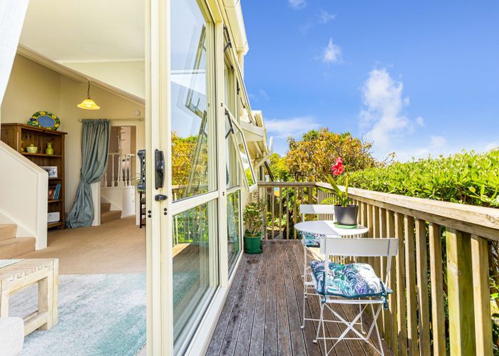  at 2/9 Calliope Road, Devonport, Auckland