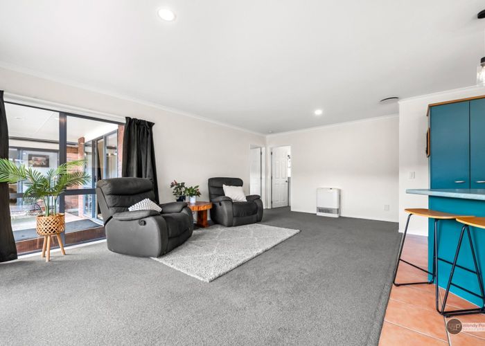  at 5 Sapphire Grove, Birchville, Upper Hutt