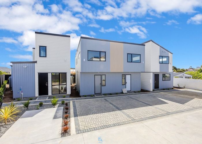  at Lot 5/13 Edgerton Road, Te Atatu Peninsula, Waitakere City, Auckland