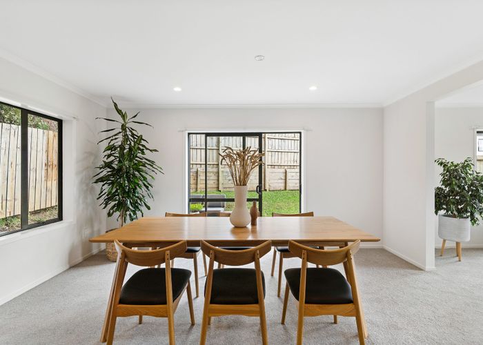 at 35 Heathglen Place, Bayview, Auckland