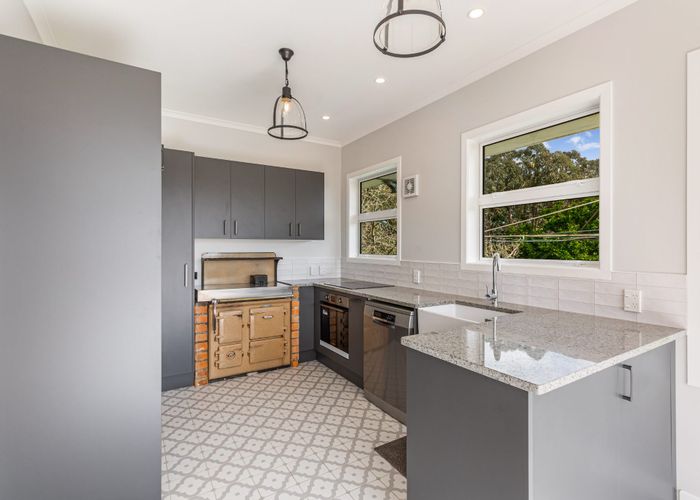  at 11 Durey Road, Albany