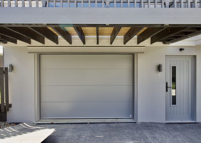  at 7/94 Target Road, Totara Vale, North Shore City, Auckland