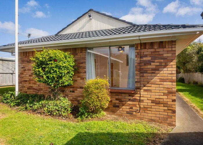  at 1/45 Willcott Street, Mount Albert, Auckland