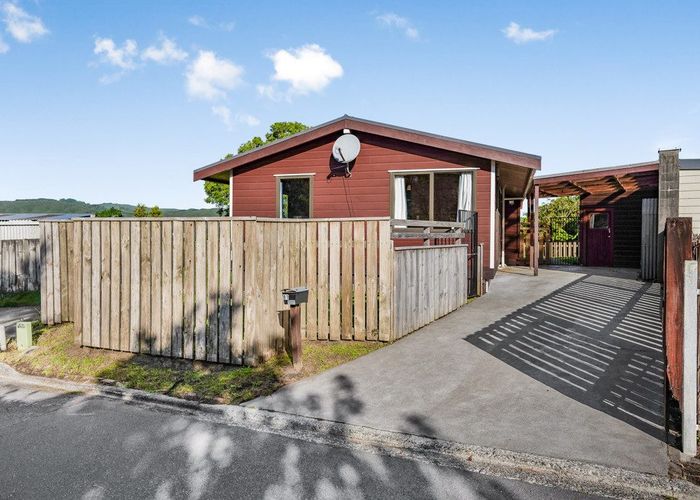  at 81 Park Road, Belmont, Lower Hutt, Wellington