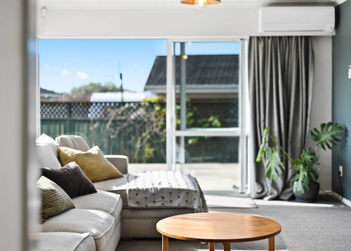  at 4 Glading Place, St Andrews, Hamilton