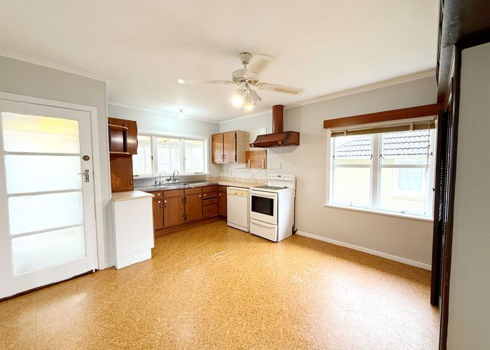  at 18 Forbes Road, Favona, Manukau City, Auckland