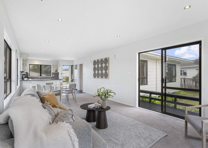  at 18 Halyard Place, Te Atatu Peninsula, Waitakere City, Auckland