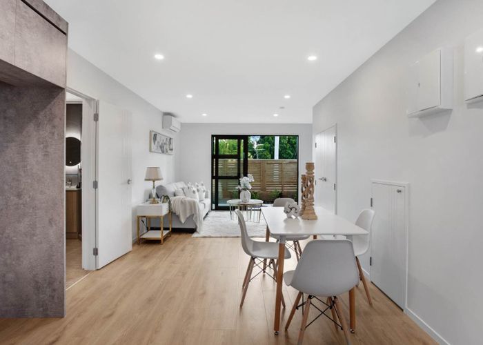  at 1/129 Lancaster Road, Beach Haven, Auckland