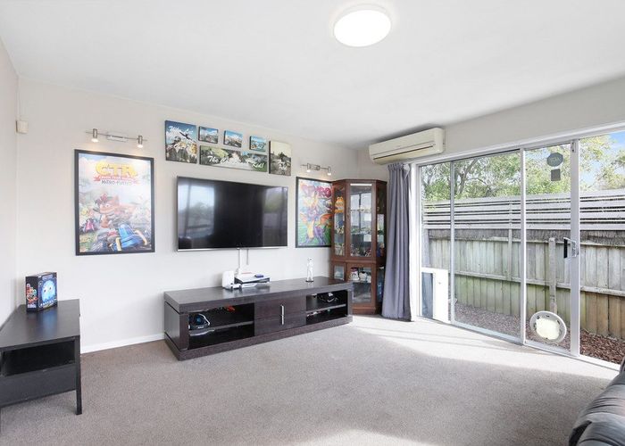  at 2A/565 Ferry Road, Woolston, Christchurch City, Canterbury