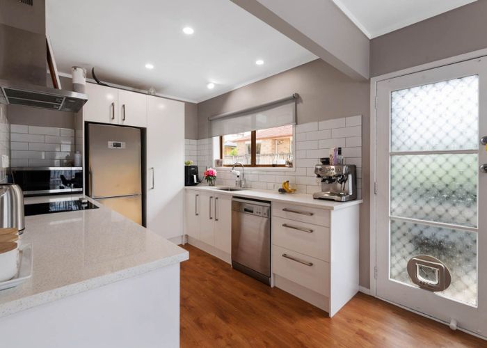  at 178A Edmonton Road, Te Atatu South, Waitakere City, Auckland