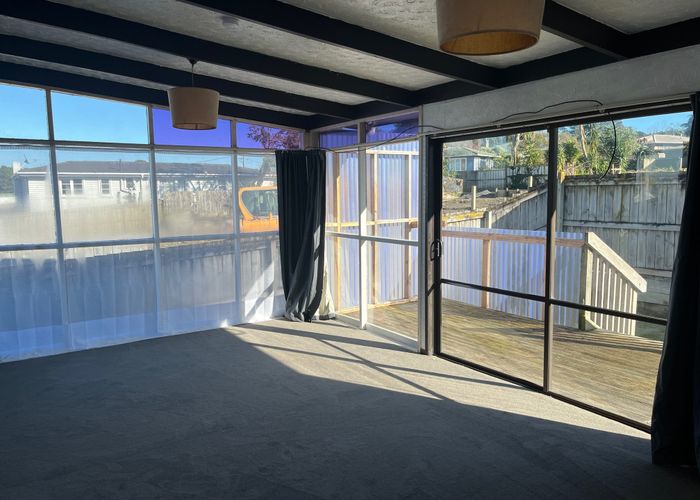  at 90 Alfriston Road, Manurewa East, Manukau City, Auckland