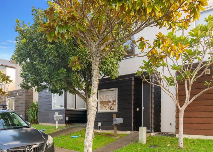  at 42 Kirikiri Lane, East Tamaki, Manukau City, Auckland
