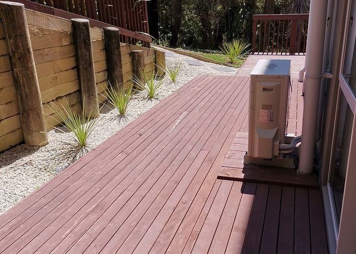  at 16 Para Close, Fairview Heights, North Shore City, Auckland