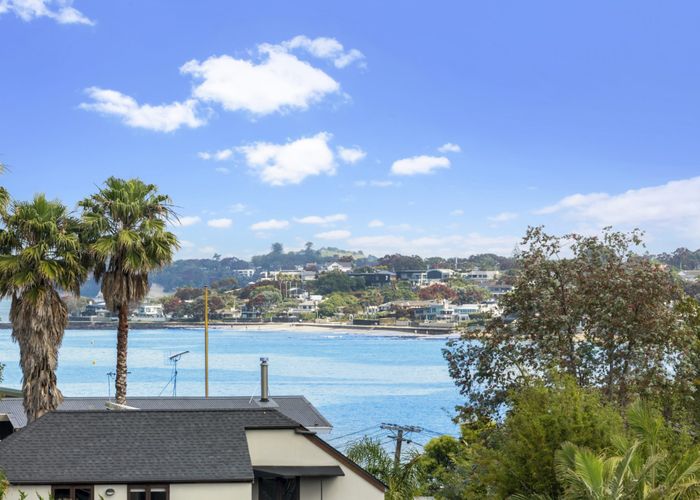 at 2/111 Beach Road, Castor Bay, Auckland