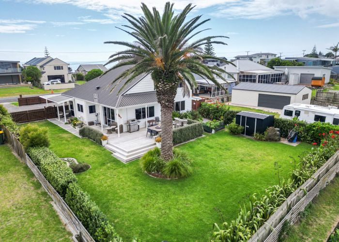  at 548 Pukehina Parade, Pukehina, Western Bay Of Plenty, Bay Of Plenty