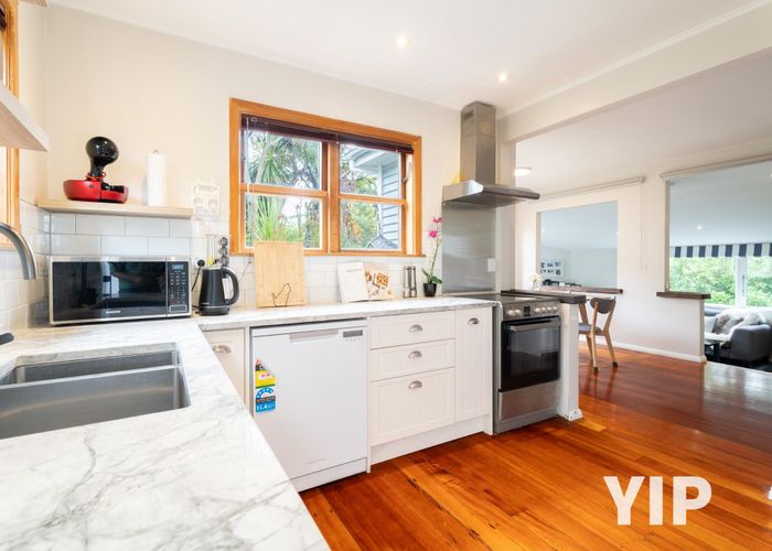 For sale 27 Monowai Road, Johnsonville, Wellington, Wellington homes.co.nz