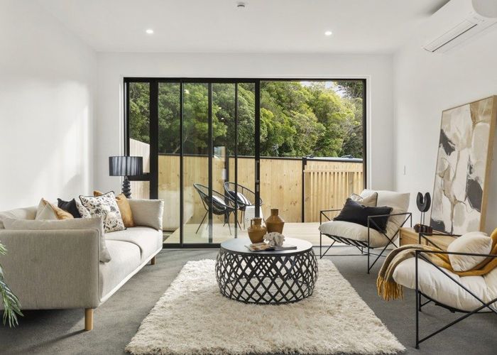  at 1/6 Makara Road, Karori, Wellington