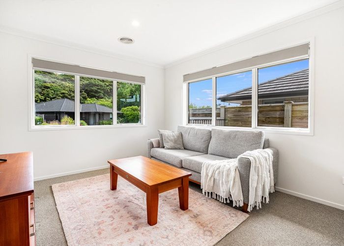  at 5 Mooring Close, Whitby, Porirua, Wellington