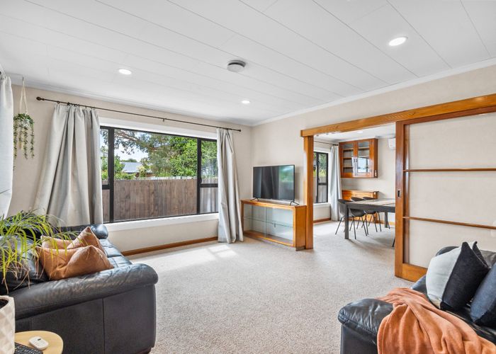  at 2 Wainoni Road, Wainoni, Christchurch City, Canterbury