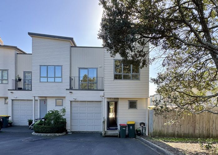  at 186 Dawson Road, Flat Bush, Manukau City, Auckland