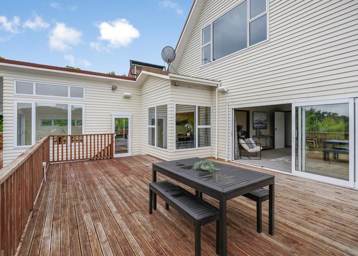  at 17 Hill Road, Belmont, Lower Hutt, Wellington