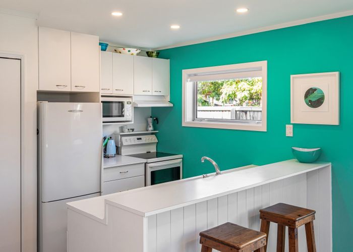  at 1/35 Wiggins Street, Sumner, Christchurch City, Canterbury