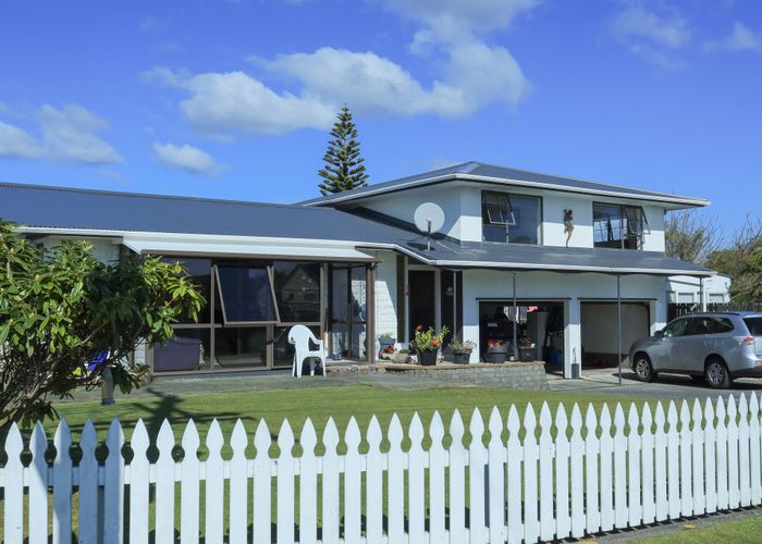  at 74 Hall Street, Cobden, Greymouth