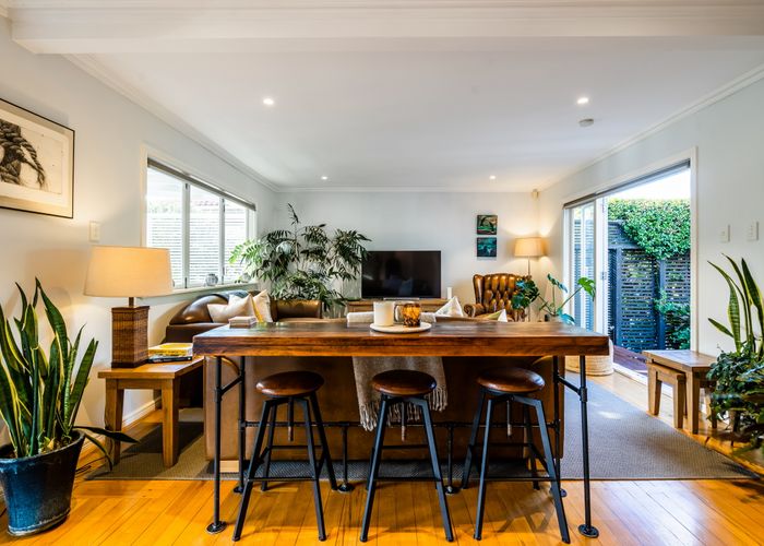  at 62 Pleasant Street, Onehunga, Auckland