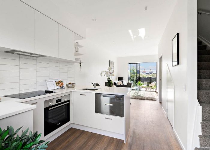  at 34/47A Huntington Drive, Botany Downs, Manukau City, Auckland