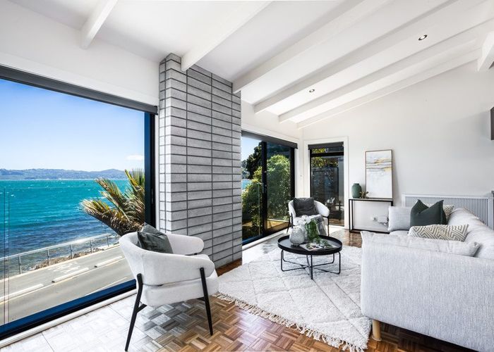  at 725 Marine Drive, Days Bay, Eastbourne, Lower Hutt, Wellington