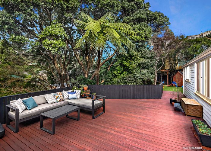  at 84 Oban Street, Wadestown, Wellington