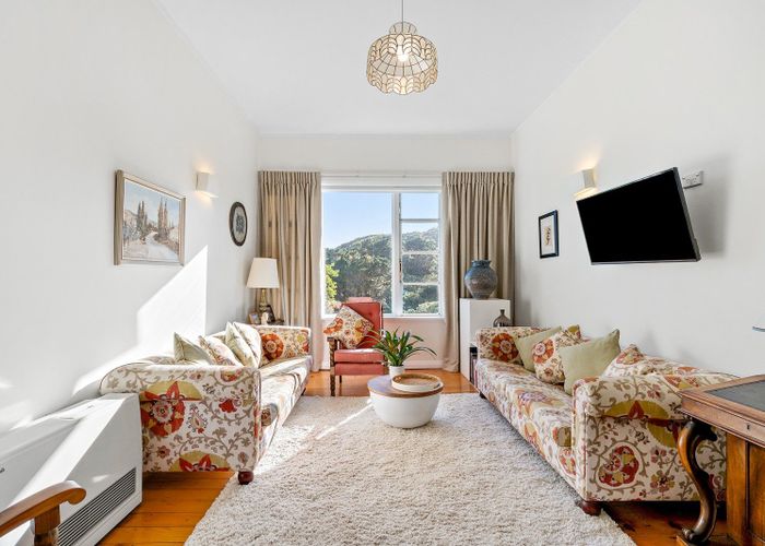  at 22 Jackson Street, Island Bay, Wellington