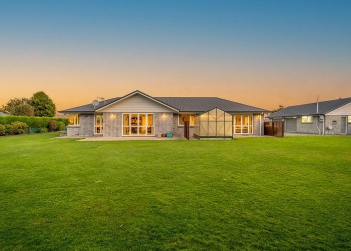  at 8 Mcauley Place, Waikiwi, Invercargill