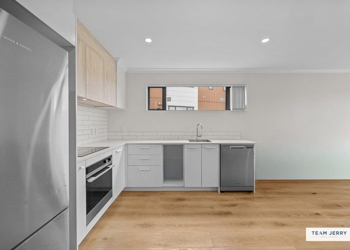  at 27 Sun Orchid Avenue, Wiri, Manukau City, Auckland