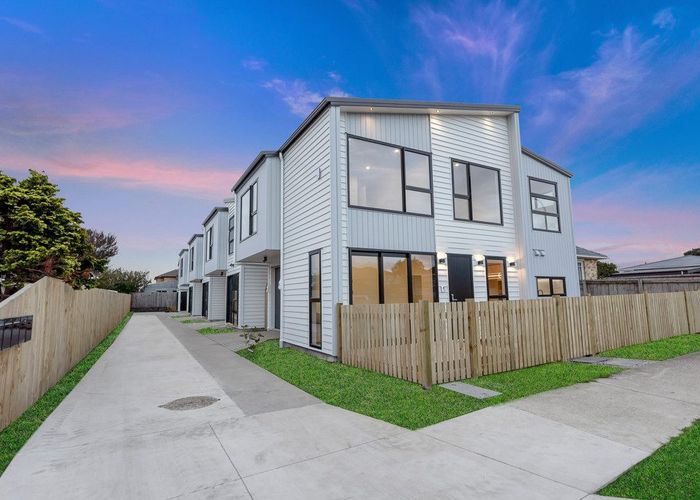  at Lot 3-4/9 Watson Place, Papatoetoe, Manukau City, Auckland