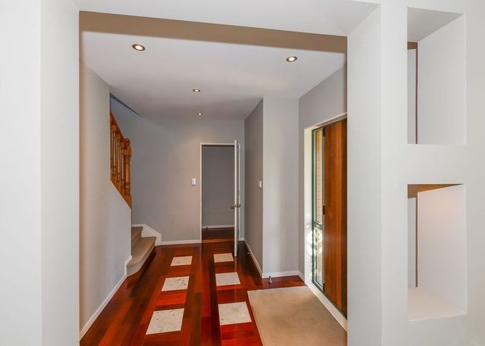  at 76 Medallion Dr, Albany, North Shore City, Auckland