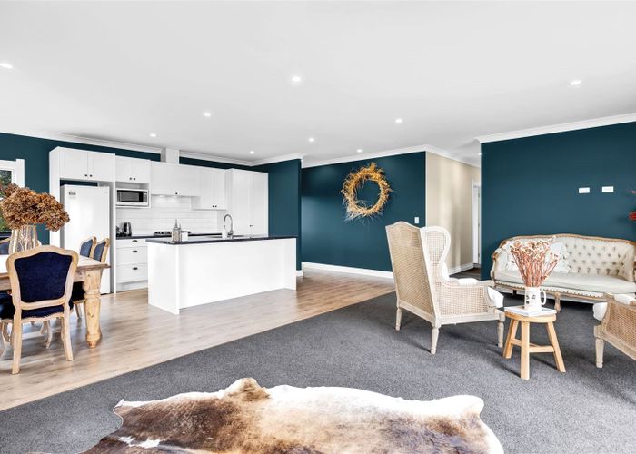  at 22 Maple Crescent, Whalers Gate, New Plymouth