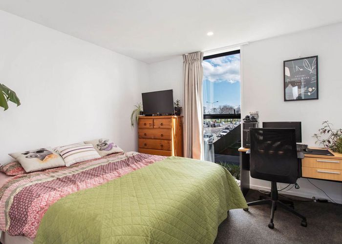  at 2/1 Buchan Street, Sydenham, Christchurch