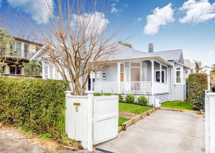 at 5 Herbert Road, Mount Eden, Auckland