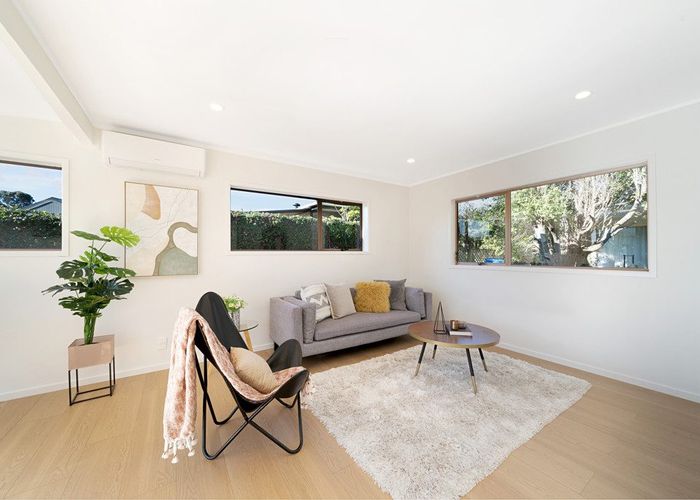  at 3/1A Amberley Avenue, Te Atatu South, Waitakere City, Auckland