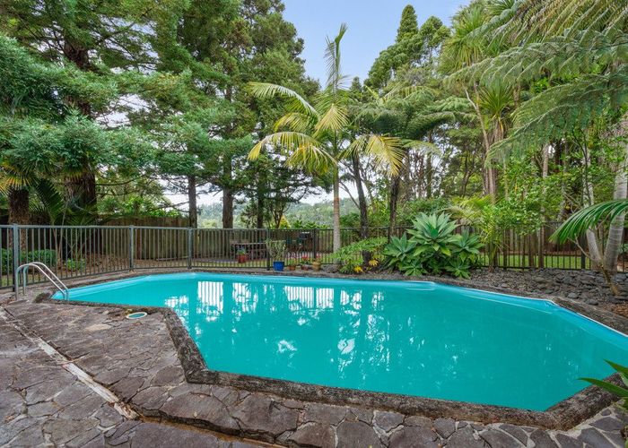  at 52 Daffodil Street, Titirangi, Waitakere City, Auckland