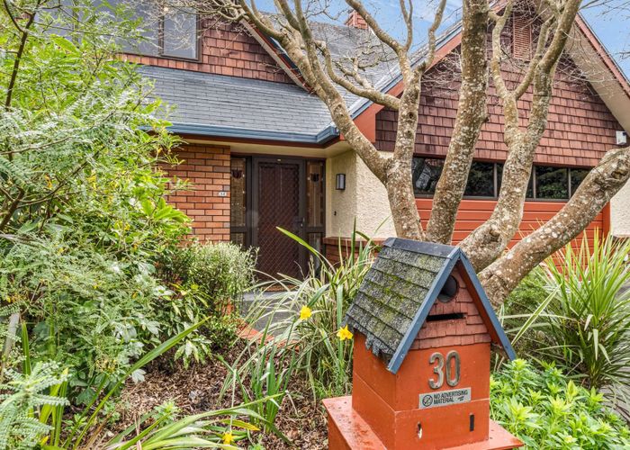  at 30 Batt Street, West End, Palmerston North, Manawatu / Whanganui