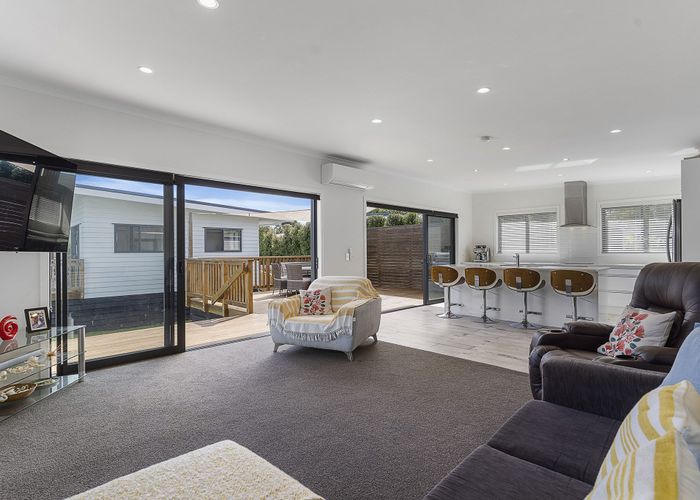  at 48 Beachlands Road, Beachlands, Auckland