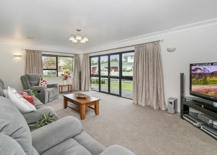  at 3 Tyne Place, Highlands Park, New Plymouth